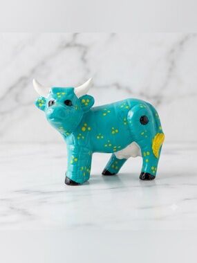 Vintage Duncan Enterprises 1986 Hand Painted Turquoise Ceramic Cow Figurine
